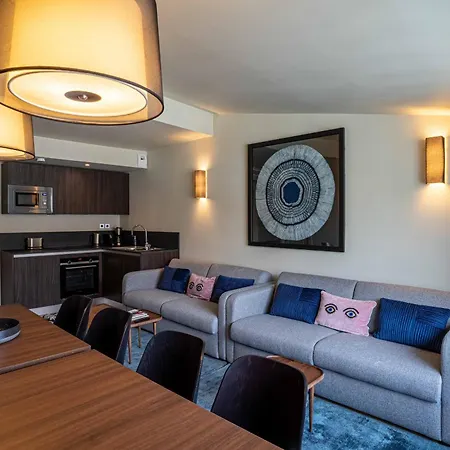Urbanflat 135 - Luxurious In *