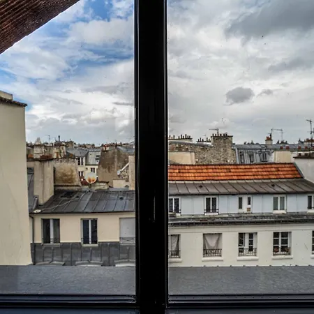Urbanflat 135 - Luxurious In * Parijs